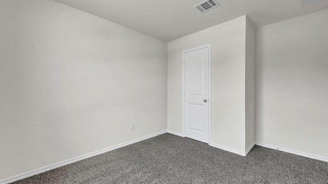 Spacious, unfurnished interior of a new home in Riverfield, Josephine (Image 20).