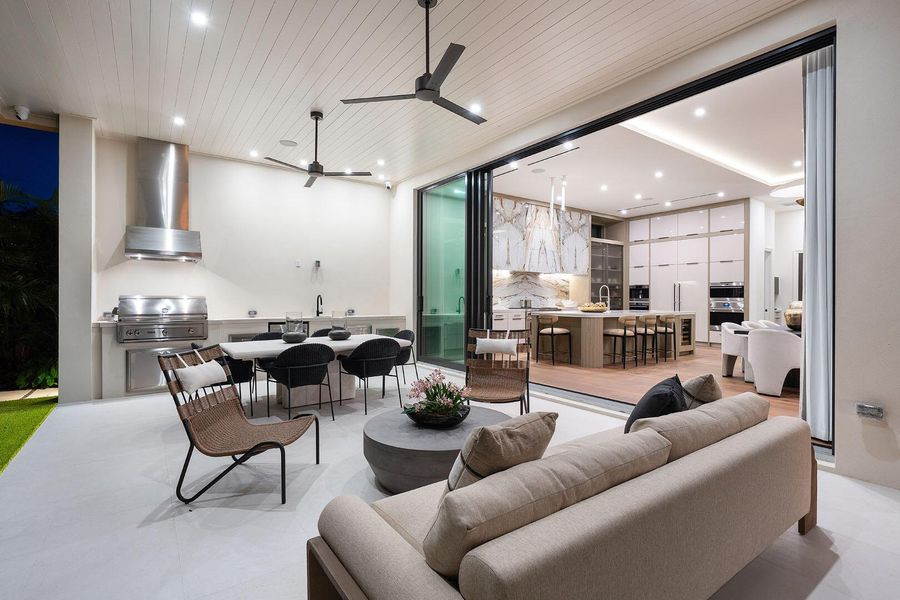 Image 86 of a home in .