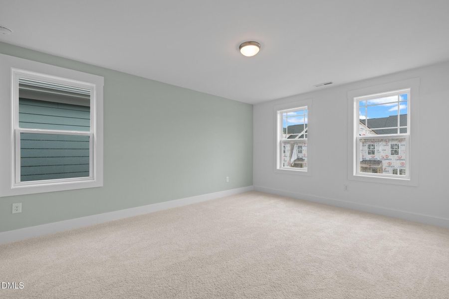 Stock Photo - Main Bedroom - Vitamin Sea
