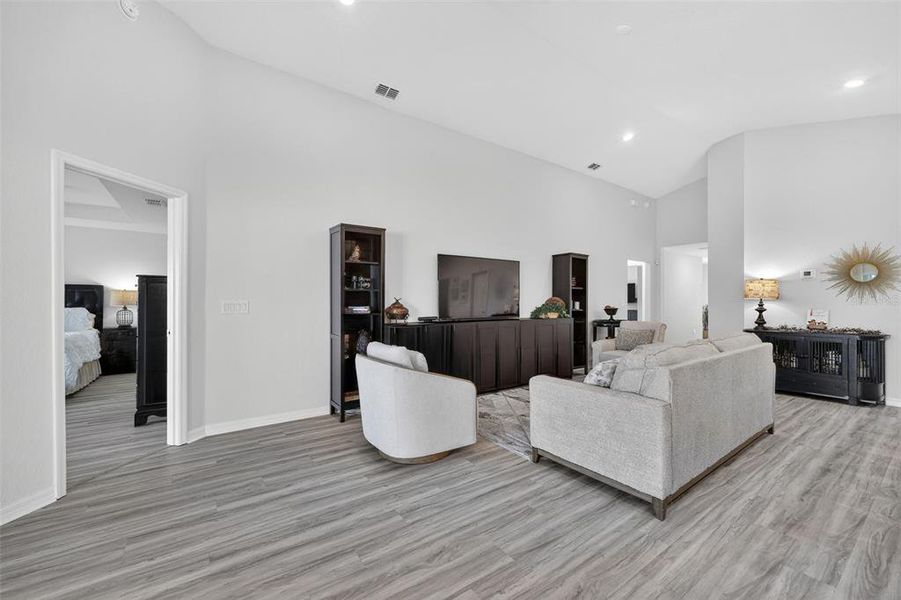 Furnished interior view inside a new home in Ridgewood, Riverview (Image 41).