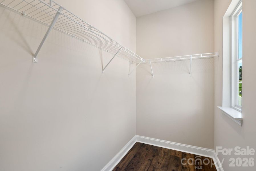 Spacious, unfurnished interior of a new home in , Asheville (Image 23).