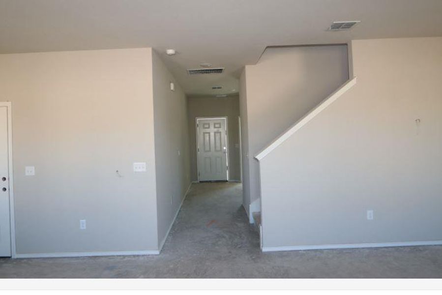 Spacious, unfurnished interior of a new home in Cascades at Onion Creek, Austin (Image 26). Spacious, unfurnished interior of a new home in Cascades at Onion Creek, Austin (Image 26).