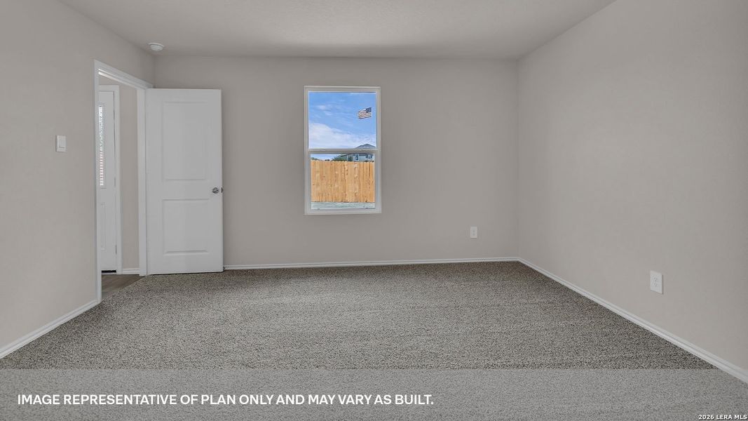 Spacious, unfurnished interior of a new home in Ladera, Luling (Image 18).