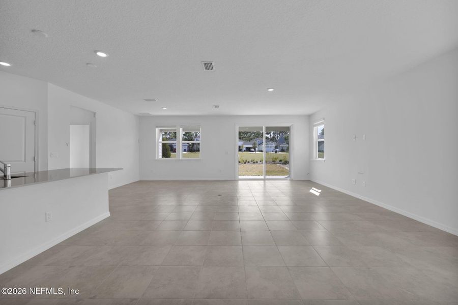 Spacious, unfurnished interior of a new home in Hyland Trail, Green Cove Springs (Image 21). Spacious, unfurnished interior of a new home in Hyland Trail, Green Cove Springs (Image 21).