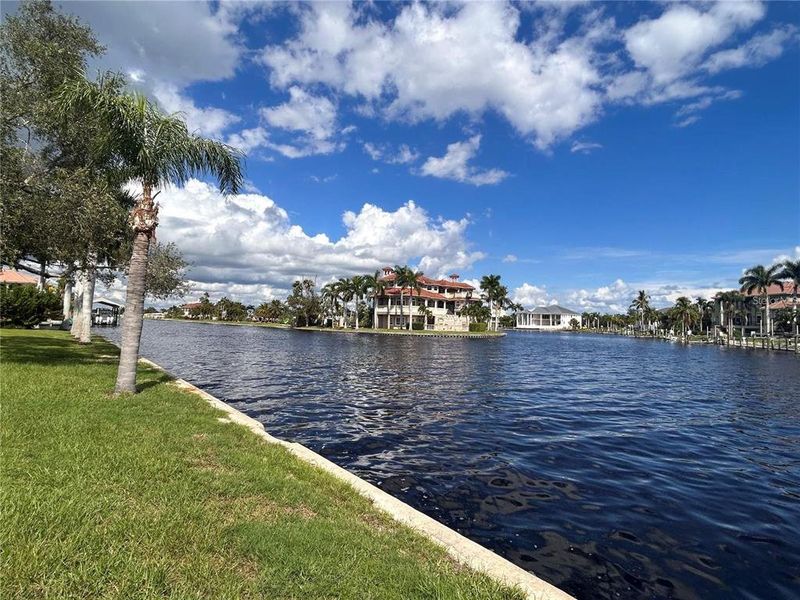 Image 83 of a home in .