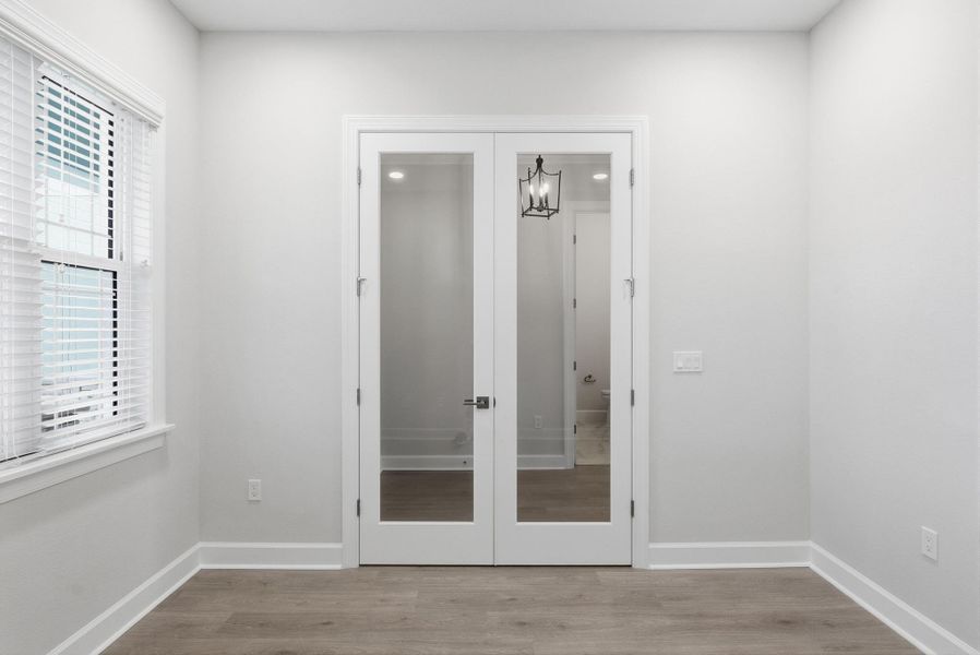 Representative unfurnished interior of a home built from the Bayview by SeaGate Homes in Beachview Cove, Ormond Beach (Image 53).