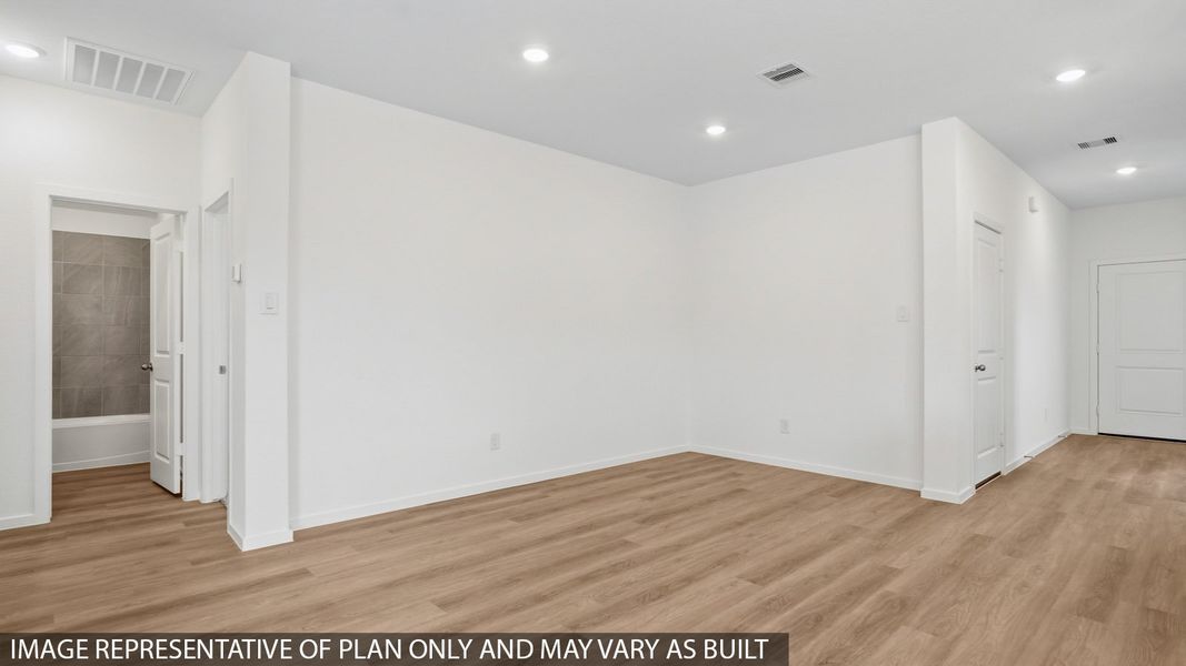 Representative unfurnished interior of a home built from the Lakeway by D.R. Horton in Cypress Green, Hockley (Image 9).
