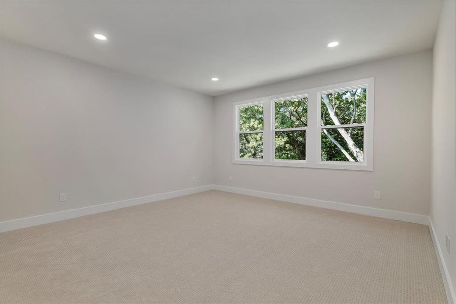 Spacious, unfurnished interior of a new home in , Southlake (Image 20).
