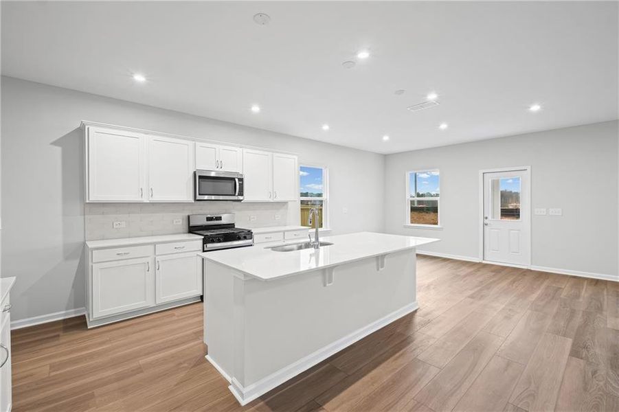 Furnished interior view inside a new home in Hamilton Place, Cartersville (Image 8).
