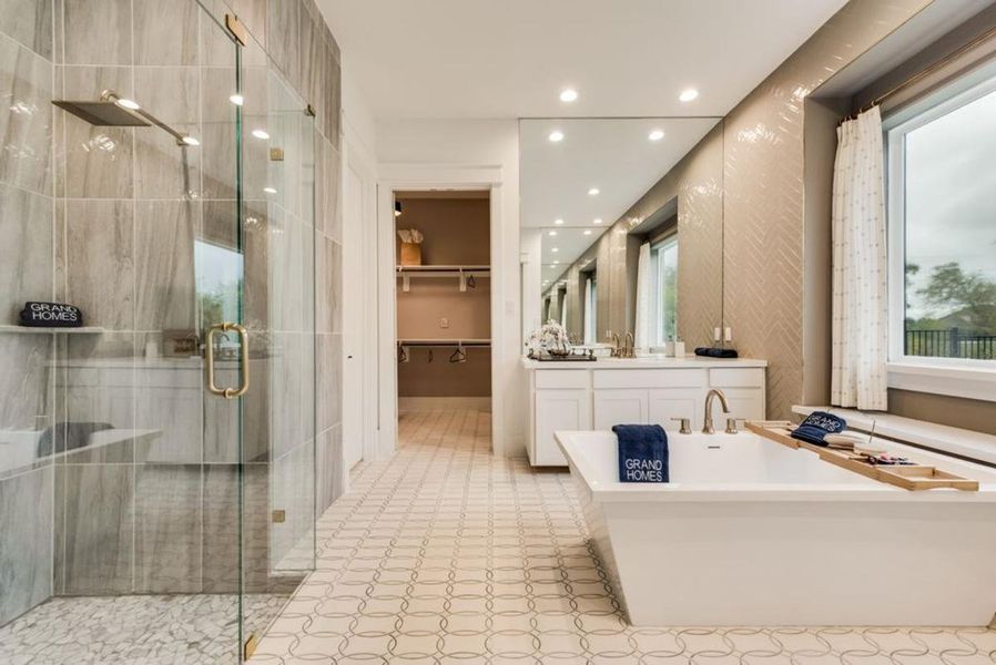 Representative furnished interior of a home built from the Grand Signature by Grand Homes in Grand Oaks, Celina (Image 13).