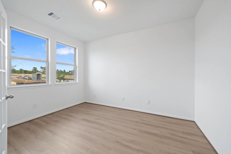 Sample product photo. Actual exterior and interior selections may vary by homesite. Photo may be virtually staged.