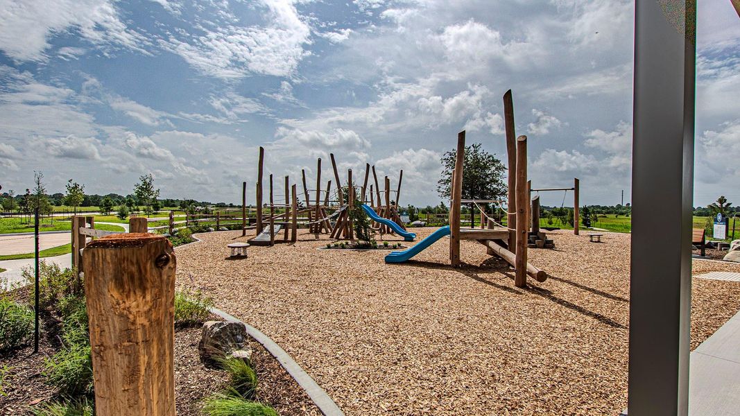 Community amenities in Everly, Hockley (Image 5).