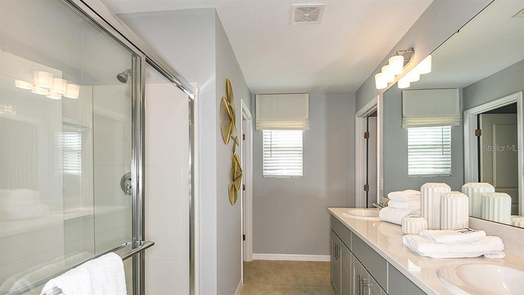 Furnished interior view inside a new home in Waterstone, Groveland (Image 11).