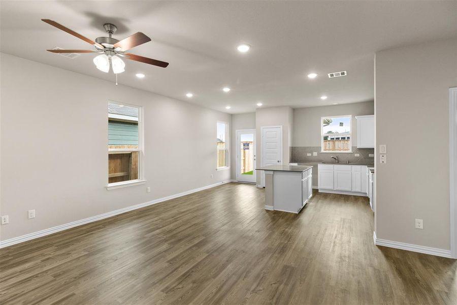 Birch II Floor Plan Representative Photos Birch II Floor Plan Representative Photos