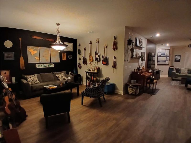 Image 19 of a home in . Image 19 of a home in .