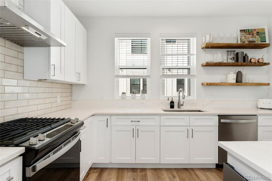 Furnished interior view inside a new home in , Lakewood (Image 7). Furnished interior view inside a new home in , Lakewood (Image 7).