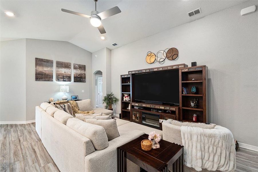 Furnished interior view inside a new home in , Zephyrhills (Image 29).