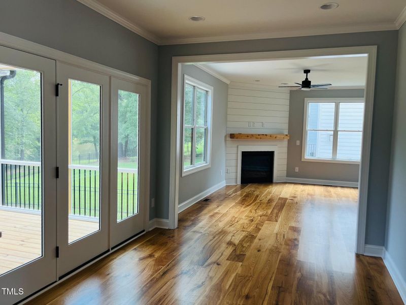 79604018-CD24-4932-AB4C-F2384567EDC1