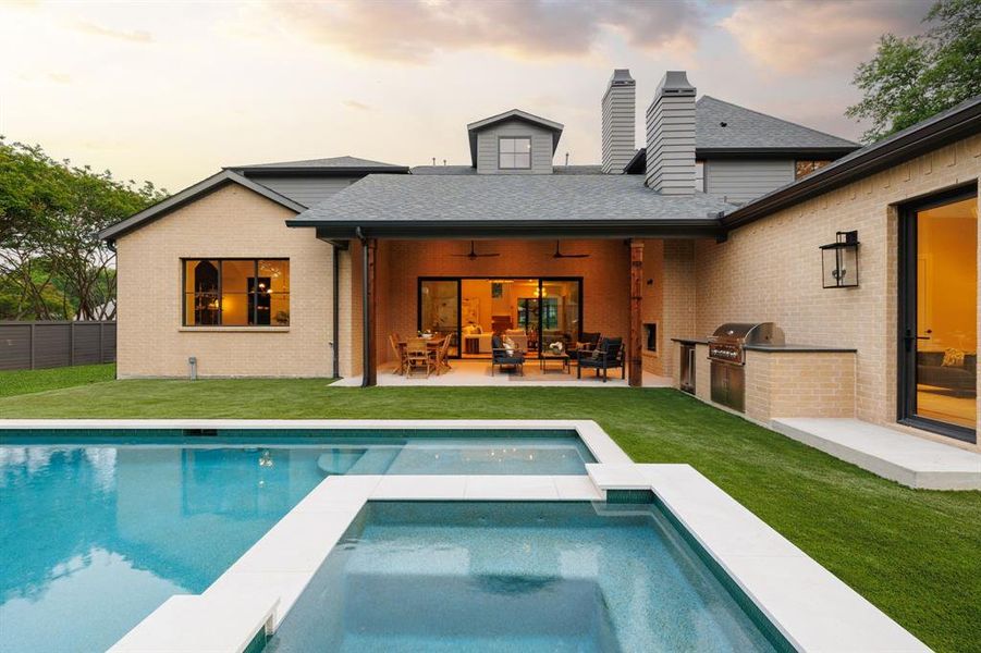 Image 27 of a home in .