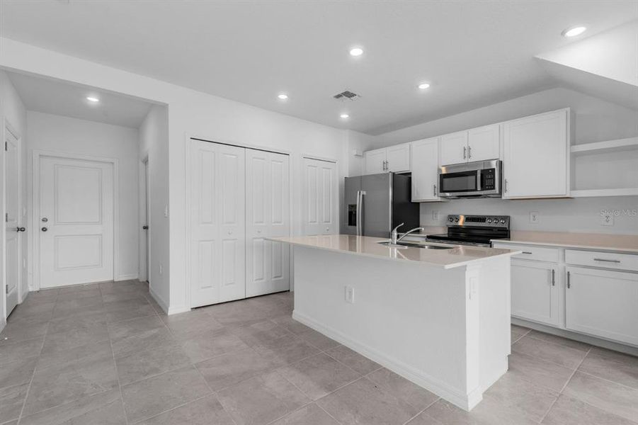 Furnished interior view inside a new home in , Bradenton (Image 4).