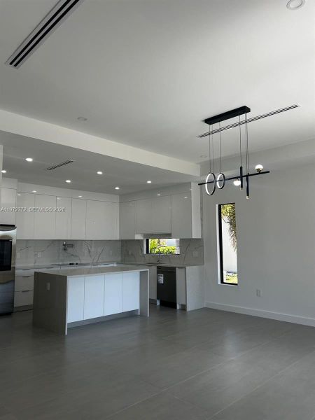 Spacious, unfurnished interior of a new home in , Cape Coral (Image 15). Spacious, unfurnished interior of a new home in , Cape Coral (Image 15).