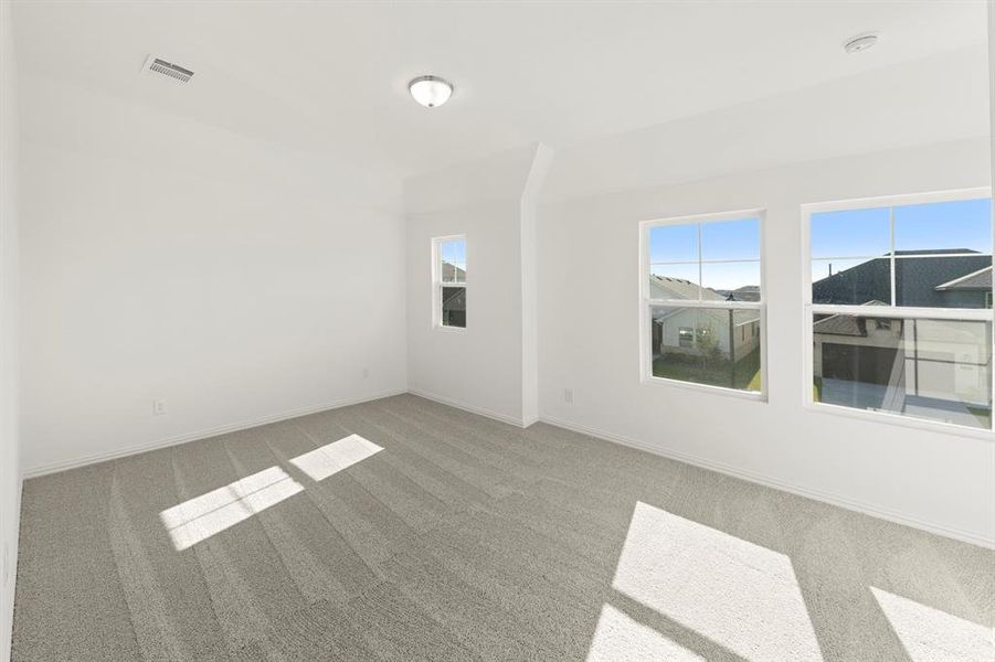 24. 745 Waterhouse - Bed 5