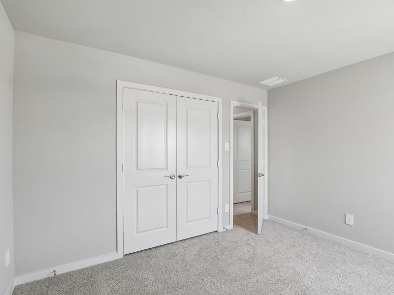 Spacious, unfurnished interior of a new home in Windmore, Princeton (Image 20).