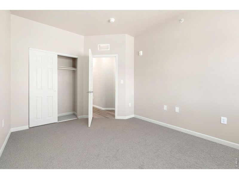 Spacious, unfurnished interior of a new home in , Denver (Image 21).