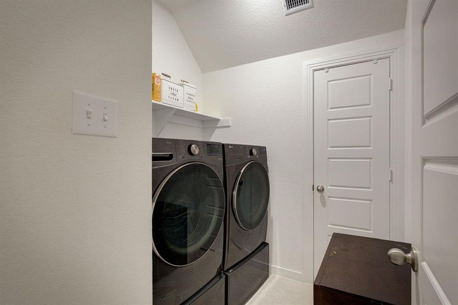 Close-up of interior finishes inside a home in , Forney (Image 18).