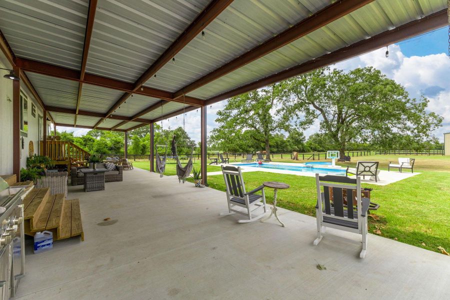Community amenities in , Hempstead (Image 20).