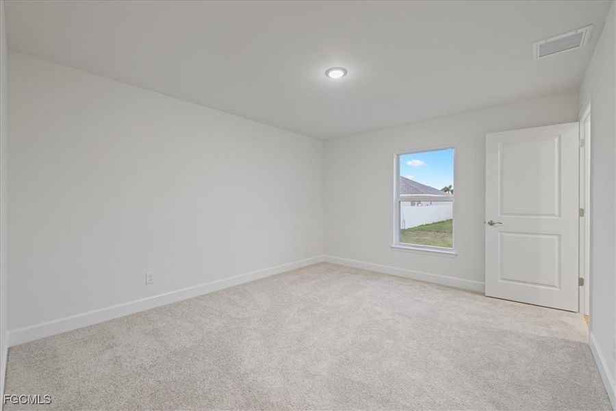 Spacious, unfurnished interior of a new home in Cape Coral, Cape Coral (Image 25). Spacious, unfurnished interior of a new home in Cape Coral, Cape Coral (Image 25).