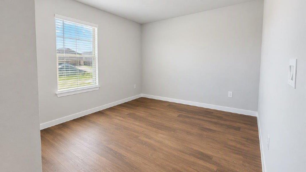 Spacious, unfurnished interior of a new home in Royal Oak South, Corpus Christi (Image 12).
