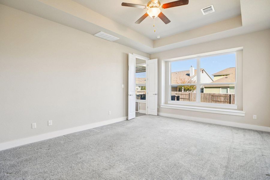 Spacious, unfurnished interior of a new home in Orchard Ridge, Liberty Hill (Image 15).