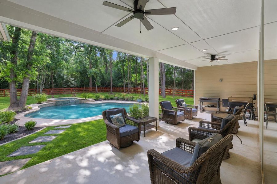 Spacious yard for future backyard oasis *virtually rendered pool*