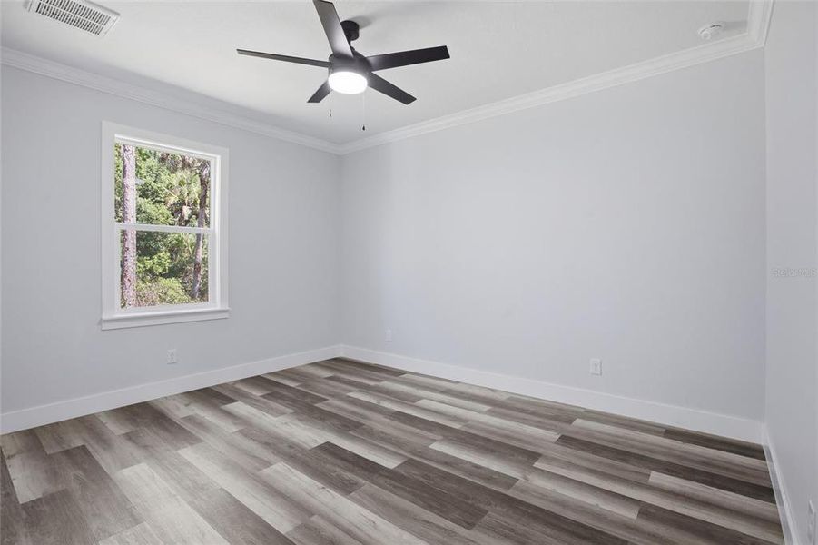 Spacious, unfurnished interior of a new home in , Port Charlotte (Image 31).