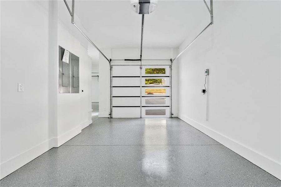 Spacious, unfurnished interior of a new home in , Lawrenceville (Image 56).