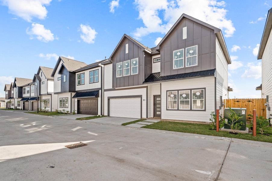 Front exterior of a new home in , Houston, TX, highlighting curb appeal (Image 24). Front exterior of a new home in , Houston, TX, highlighting curb appeal (Image 24).