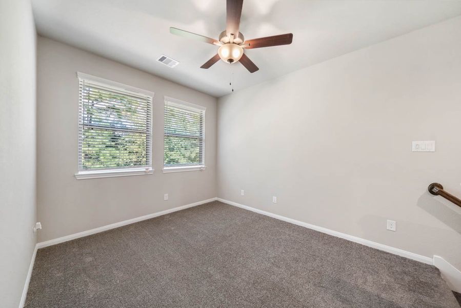 Spacious, unfurnished interior of a new home in Woodforest, Montgomery (Image 34).