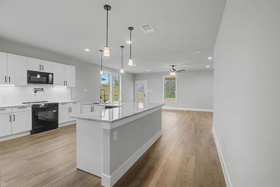 Furnished interior view inside a new home in , Dallas (Image 5). Furnished interior view inside a new home in , Dallas (Image 5).