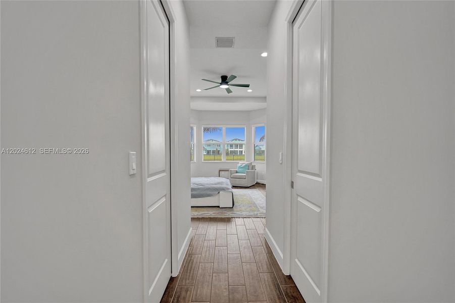 Spacious, unfurnished interior of a new home in , Westlake (Image 25).