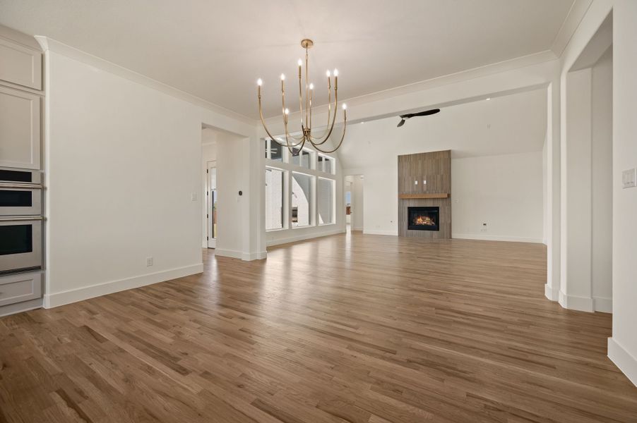Spacious, unfurnished interior of a new home in NorthGlen, Haslet (Image 38).