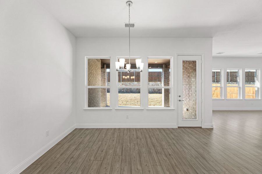 Representative unfurnished interior of a home built from the Hawkins by UnionMain Homes in Lake Breeze, Lavon (Image 21). Representative unfurnished interior of a home built from the Hawkins by UnionMain Homes in Lake Breeze, Lavon (Image 21).