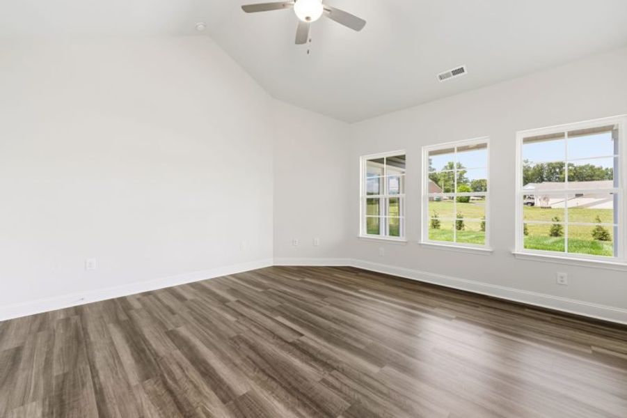 Spacious, unfurnished interior of a new home in Sullivans Reserve, Walkertown (Image 33).