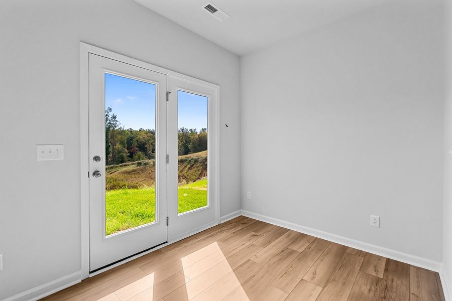 Spacious, unfurnished interior of a new home in Bell West, Kernersville (Image 25).