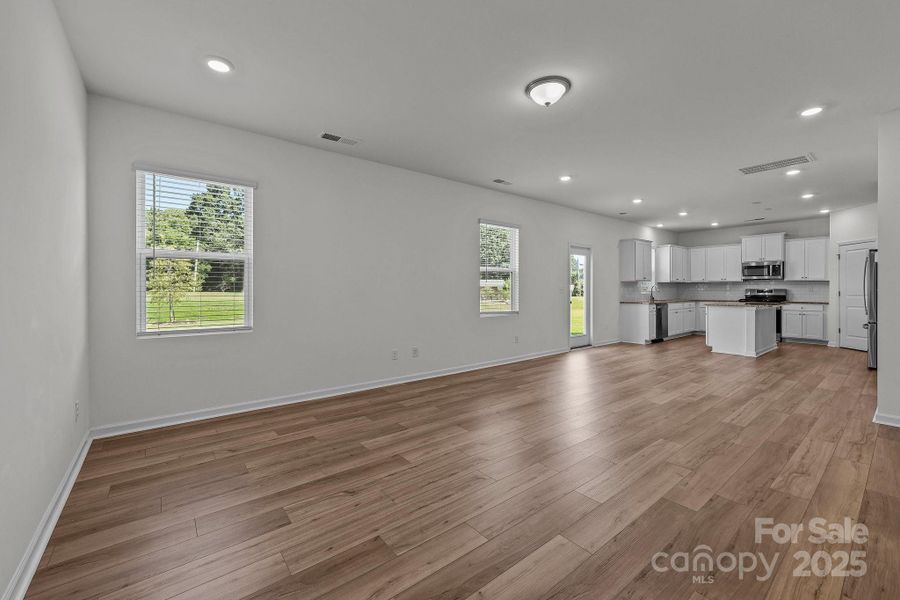 Spacious, unfurnished interior of a new home in Piper Landing, Concord (Image 30).