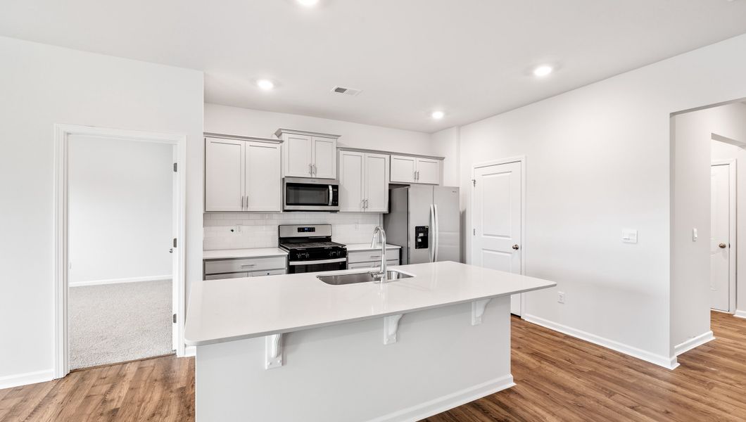 Furnished interior view inside a new home in Woodglen, Piedmont (Image 5).