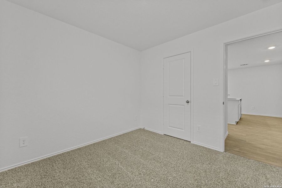 Spacious, unfurnished interior of a new home in Hickory Ridge, Elmendorf (Image 31). Spacious, unfurnished interior of a new home in Hickory Ridge, Elmendorf (Image 31).