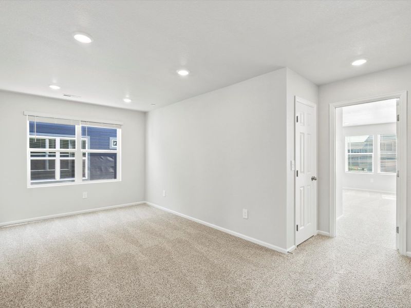 Spacious, unfurnished interior of a new home in Horizon Uptown: The Meadow Collection, Aurora (Image 8). Spacious, unfurnished interior of a new home in Horizon Uptown: The Meadow Collection, Aurora (Image 8).