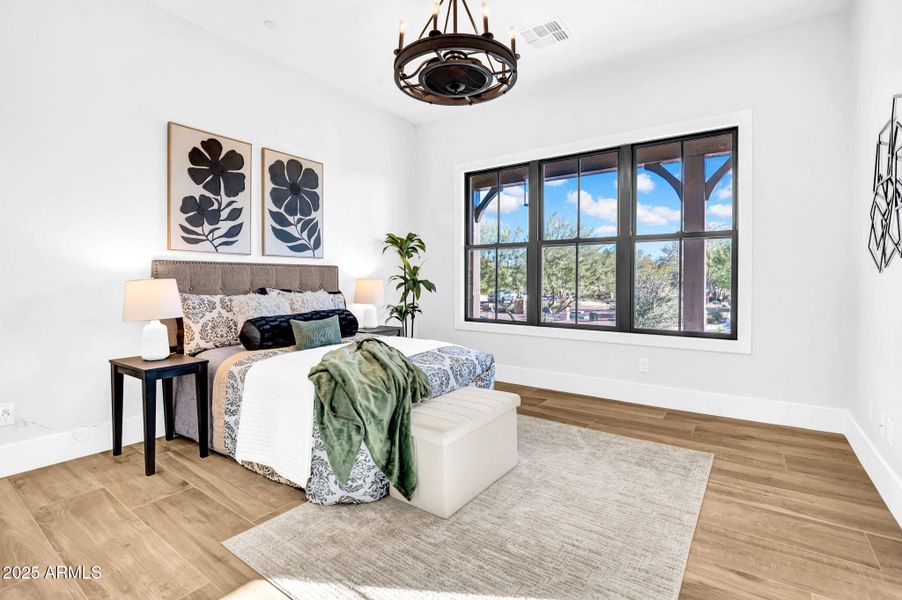 Secondary Suite (Main Level) Secondary Suite (Main Level)