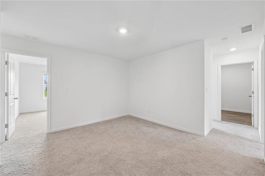 Spacious, unfurnished interior of a new home in Greyson Parc, Locust Grove (Image 20).